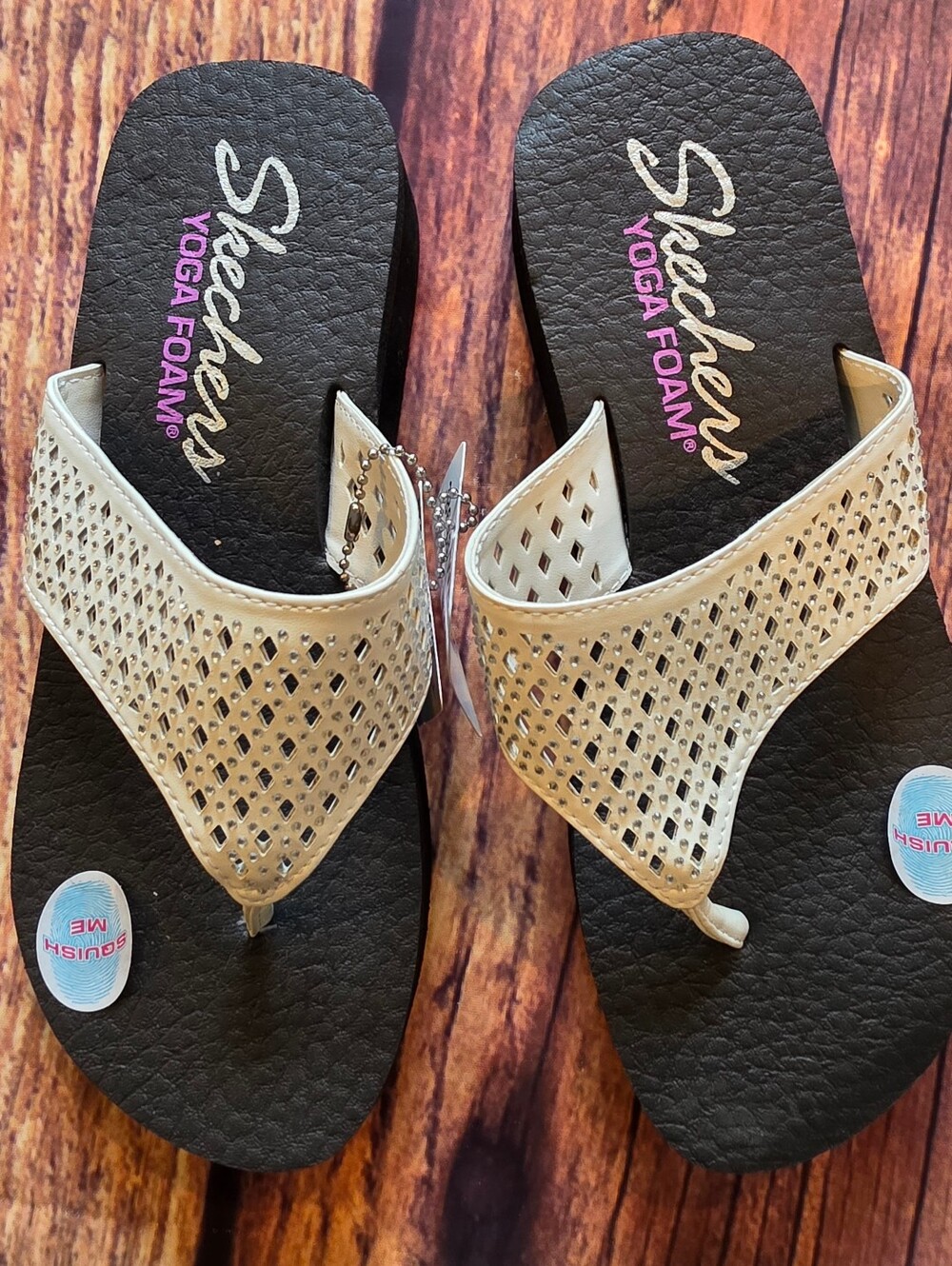 Skechers Women's Size 7 Vinyasa Yoga Foam Comfort Sandal Flop White Silver NEW